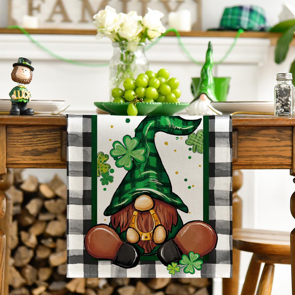 Día de San Patricio mantel corredor de mesa tela lavable impresión estera de mesa de trébol de cuatro hojas montaña antideslizante aislamiento térmico
