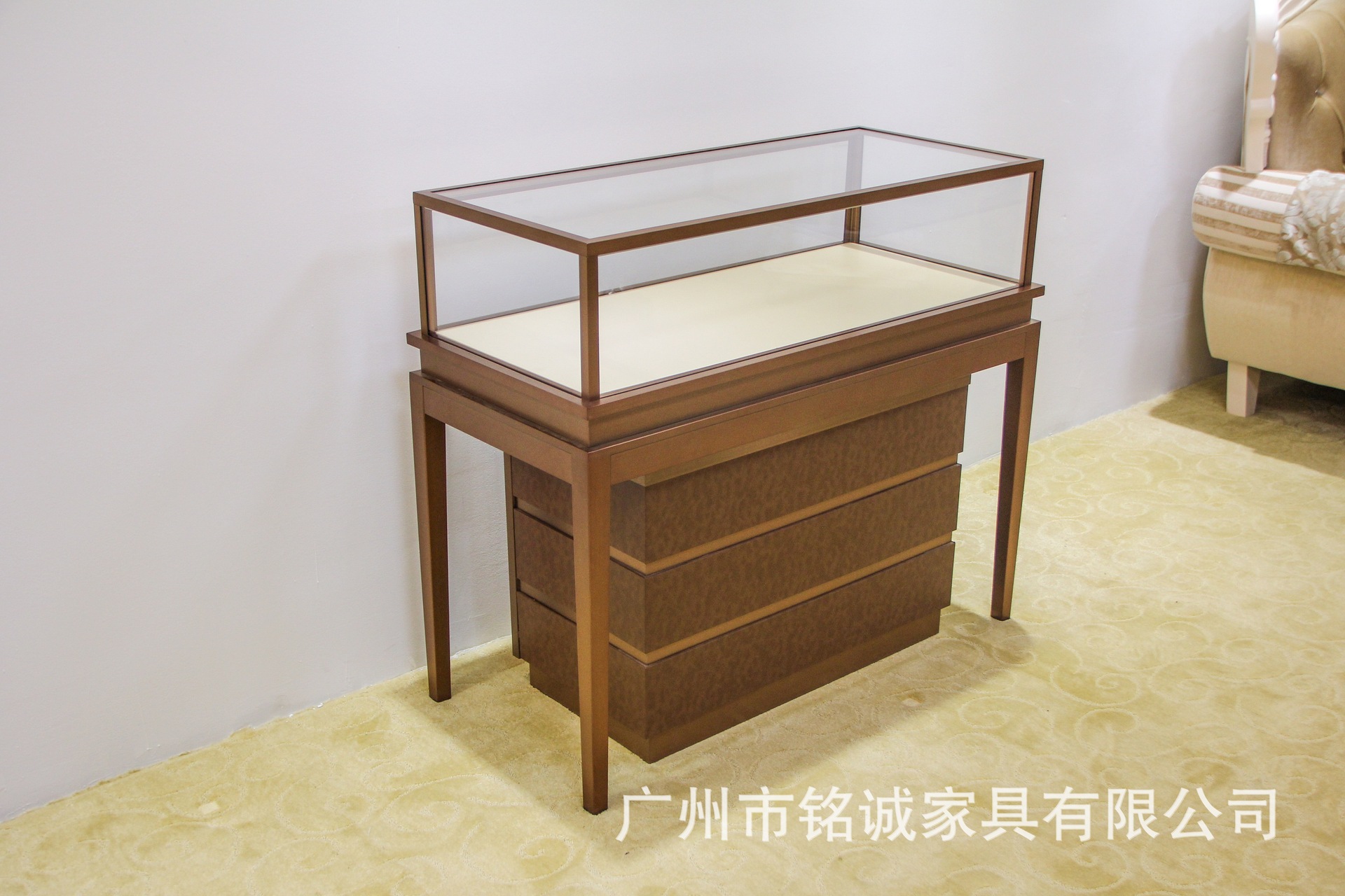 米黄色方形直柜-珠宝展柜 (2).jpg