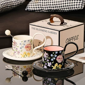 陶瓷杯;碗;咖啡杯