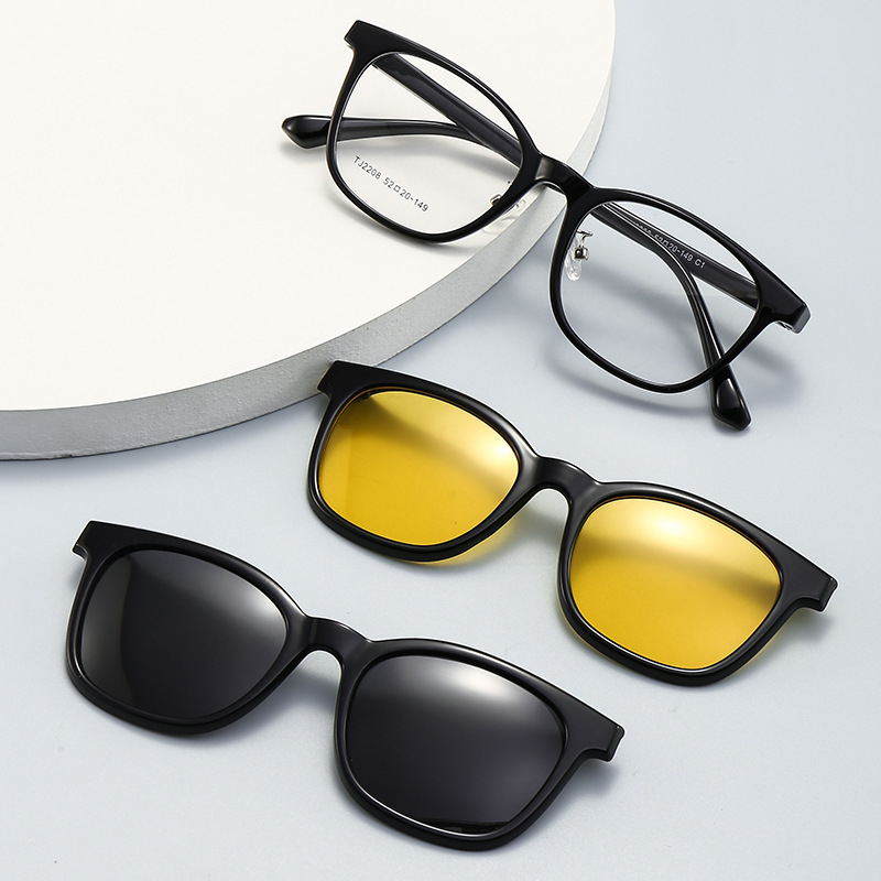 2208 Oval small frame TR90 three-in-one magnetic glasses frame fashion sunglasses magnetic lens flat lens wholesale 2208 Oval small frame TR90 three-in-one magnetic glasses frame fashion sunglasses magnetic lens flat lens wholesale