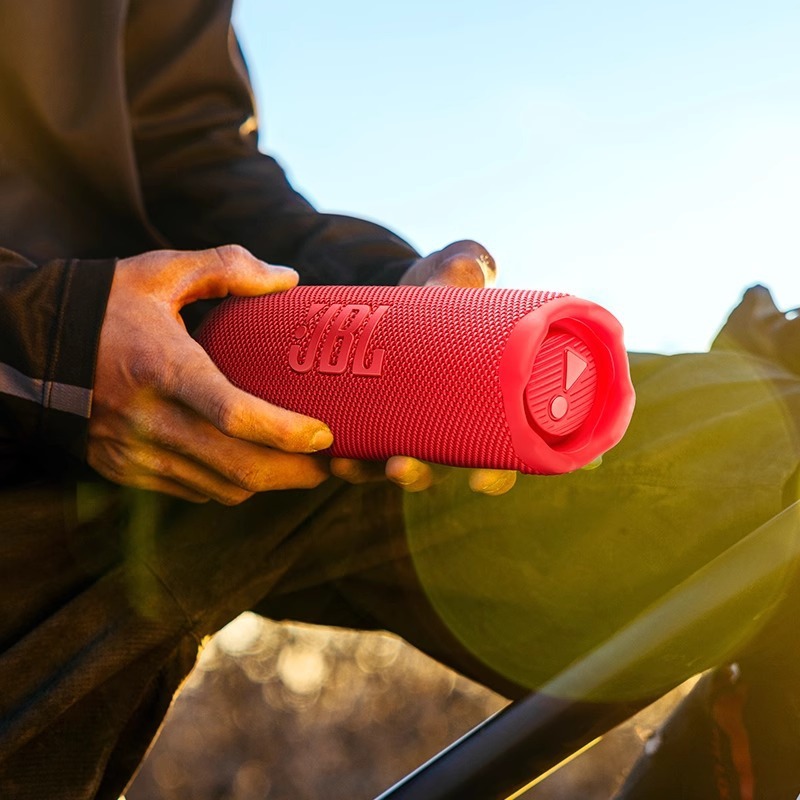 J. B .L FLIP7 Portable Outdoor Wireless Bluetooth Speaker