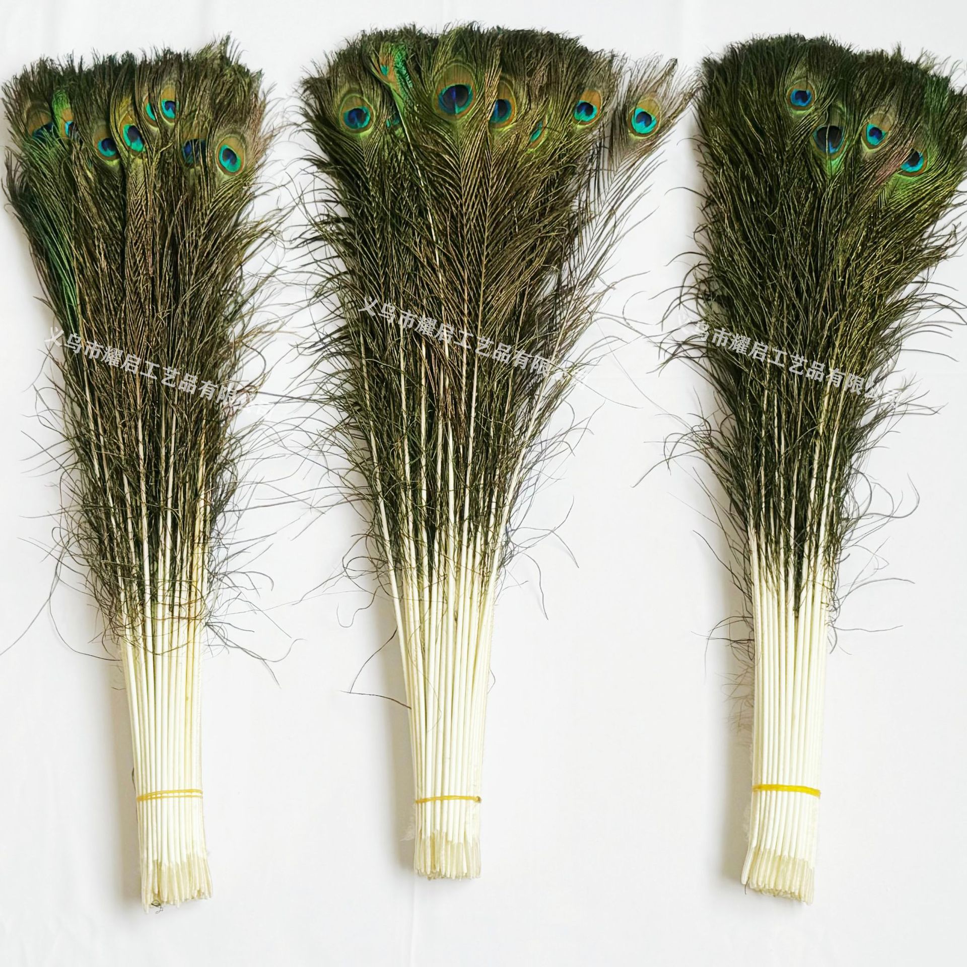 Suministro de stock de alta calidad 70 - 80cm plumas de pavo natural cola casera DIY decoración floral plumas de pavo ornamentos image 1