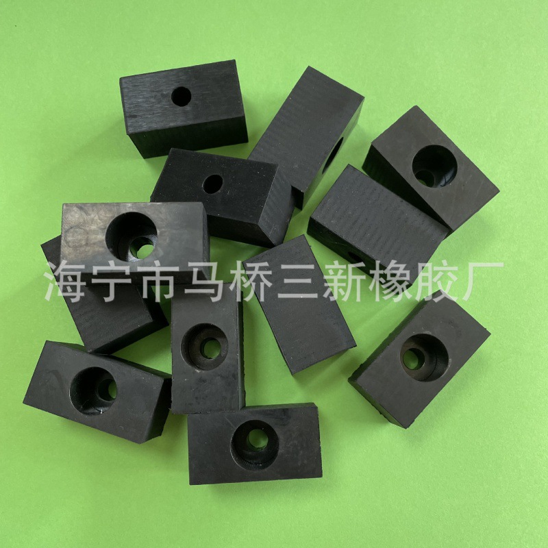 方形橡胶块橡胶垫块黑色加厚工业橡胶块桥梁隔震减震垫 橡胶垫块