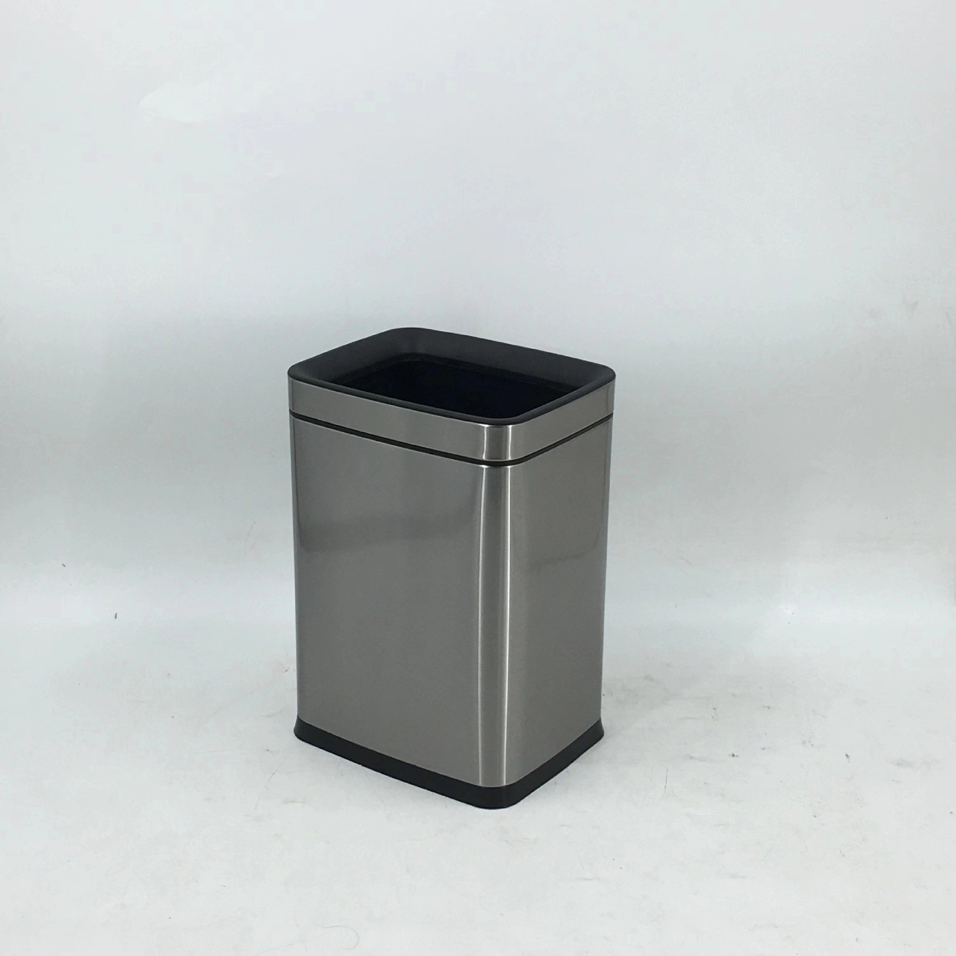 Al Aire Libre de pie fijo Cenicero basura puede fumar Área de cigarrillo titular de acero inoxidable columna de extinción de humo columna de ceniza