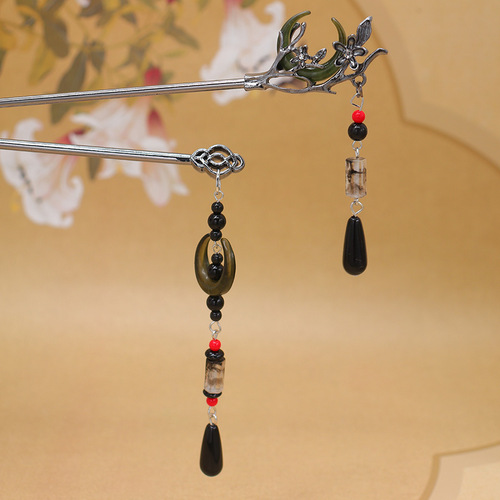 Alloy electrophoresis color-preserving plum blossom blue moon jade tassel pendant new Chinese style cold wind hairpin hairpin wholesale