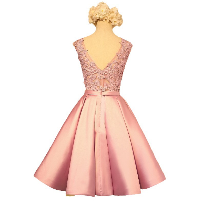 Vestidos de dama de honor estilo europeo 2026, nuevos vestidos cortos de verano ajustados para fiestas de boda, vestidos ajustados para reuniones anuales y cócteles.