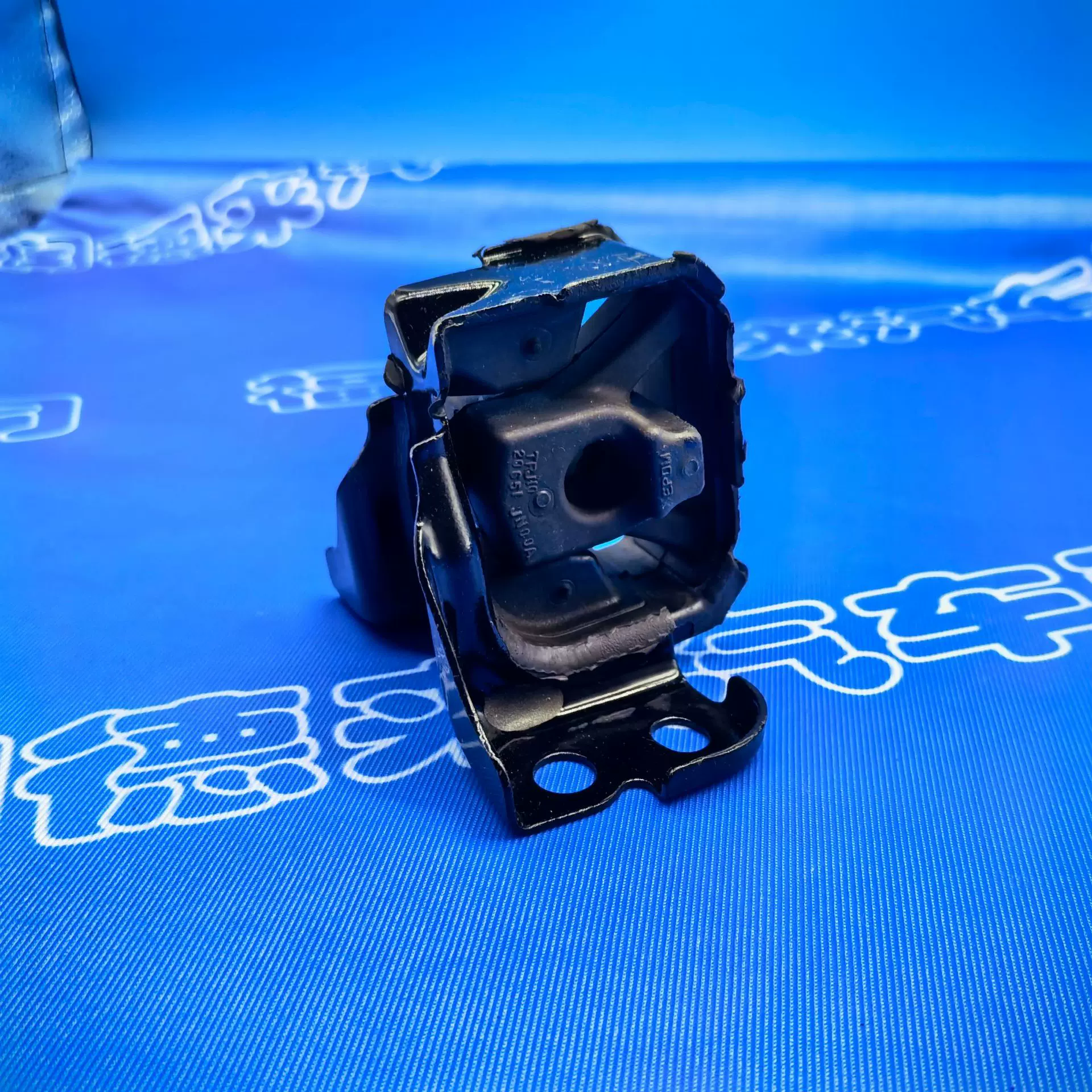 适用于日产04-07款天籁消声器吊耳吊胶排气管尾节吊耳20651-CA000