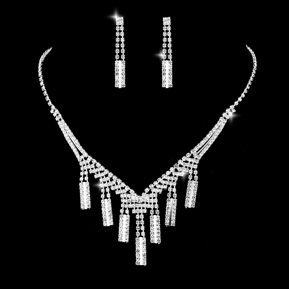 New Bridal Ornament Full Diamond Set Women's Tassel Multi-layer Copper Necklace display picture 1