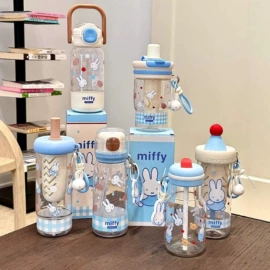 保温杯;塑料杯;玻璃杯