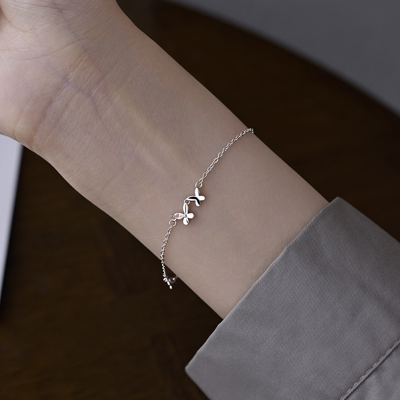 Diamond Butterfly Bracelet Female Designer Fashion Personality Mori Style Girlfriend Elegant Flower Adjustable Bracelet Autumn Style
