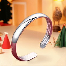 �¿�ŷ����G�����ݼy���CŮ�͹Ň��L��ɫ����Ȧ�֭h��Ů�ѶY��