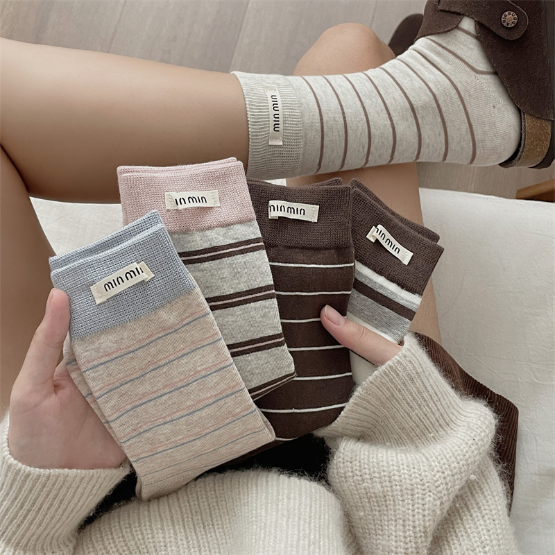 trendy min cloth label socks women‘s autumn and winter mid-calf length socks pinstripe color contrast patchwork bunching socks vintage stripe socks