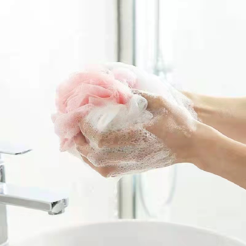 Ventas directas de la fábrica 40g gran bola de baño doble color a juego suave baño espalda frotando baño flor color espuma Toalla de baño neto