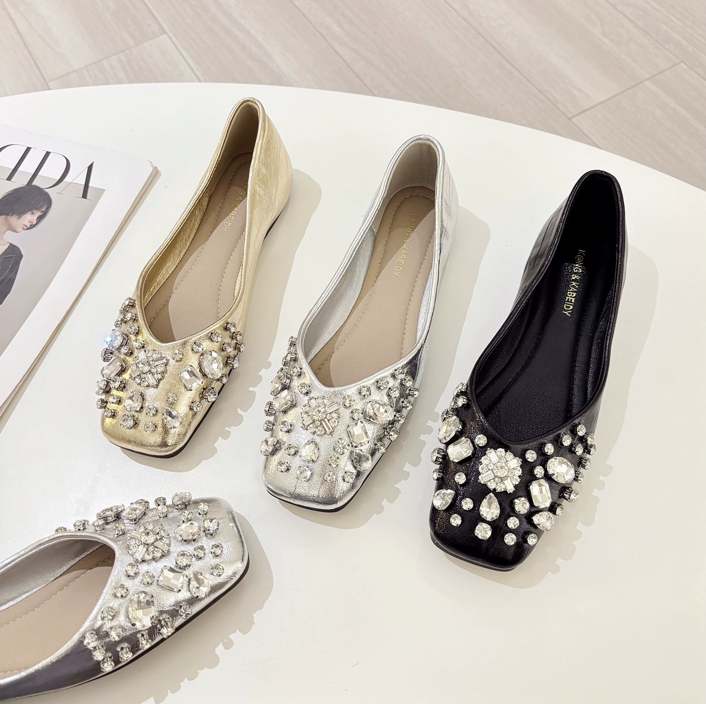 Версия из овчины ~ весна-осень 2025, новый стиль, женские туфли на плоской подошве со стразами и неглубоким бантом, туфли на плоской подошве с внутренним увеличением, туфли большого размера