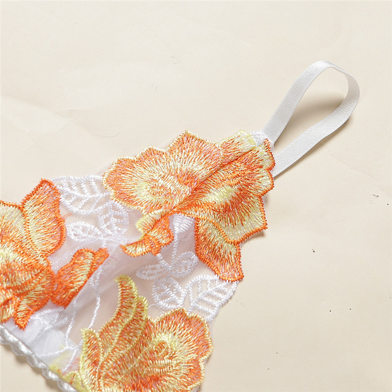 Ensemble trois pièces de sous-vêtements sexy pour femmes, porte-jarretelles brodé à fleurs, nouvelle collection tendance_voghion.com