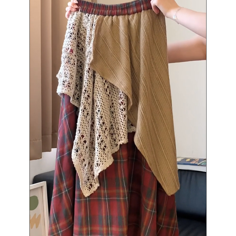 Red plaid skirt [high quality]