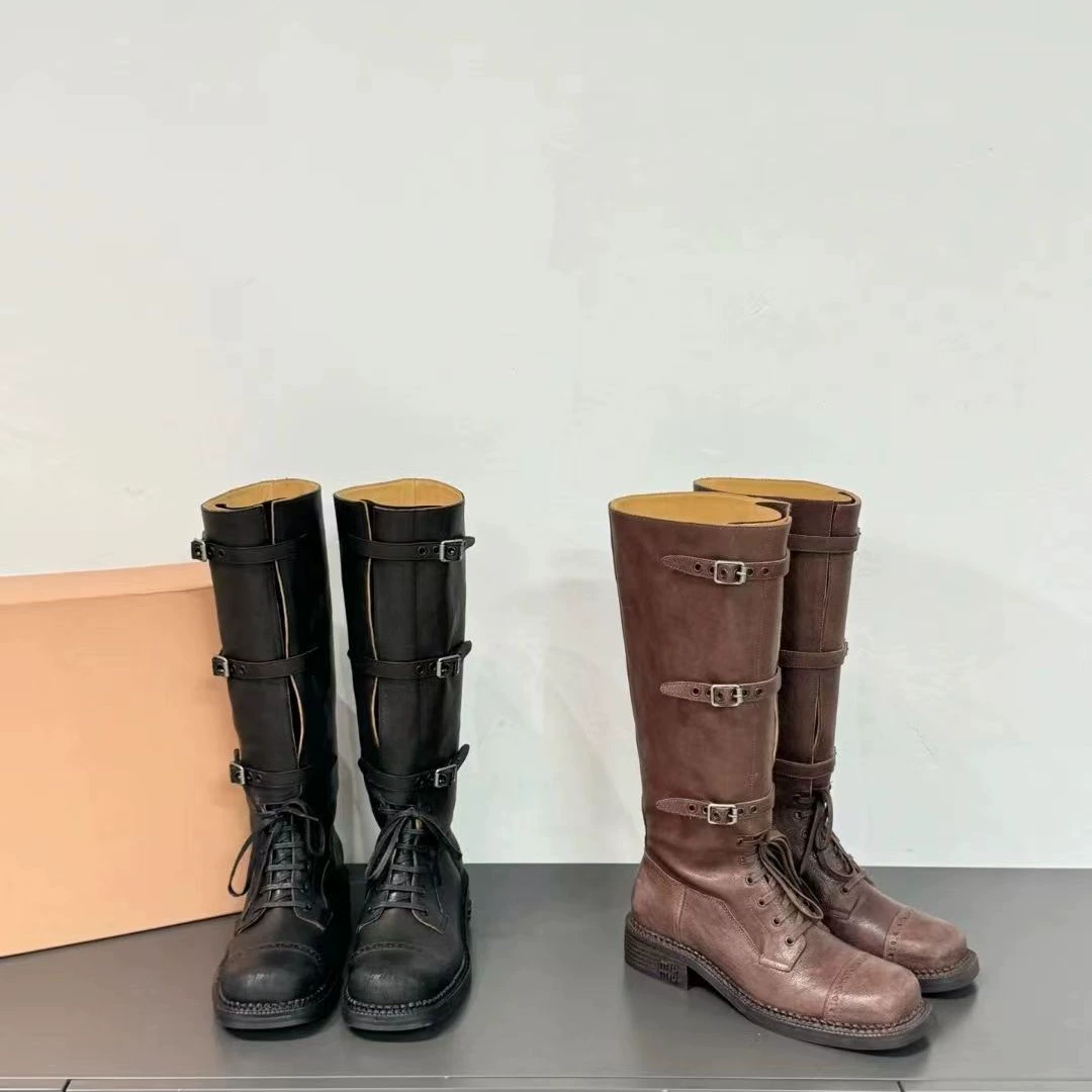 Коровья кожа версия ~ 2024 новые высокие сапоги рыцаря женские толстые каблуки пряжки без колен западные джинсовые сапоги длинные моды