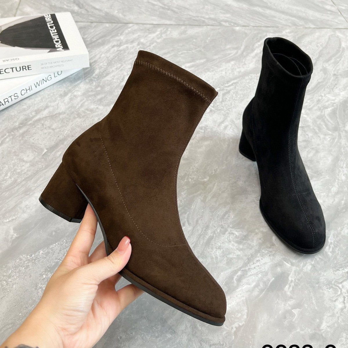 Boot cổ thấp nữ mũi nhọn gót thô cao 6 cm đế xuồng co giãn ôm chân — Màu nâu, Màu đen