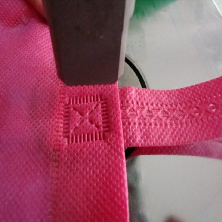 供应超声波花边机，无纺布花边机