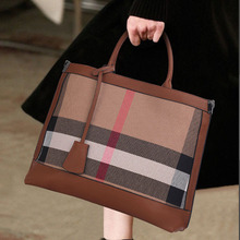 千典欧美时尚休闲大容量真皮女包2025新款百搭牛皮大包高档格子包