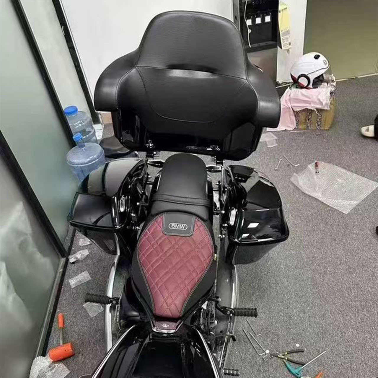 Suitable for Bmw R18 Dreamer Founder Edition Modified Quick-Release Rear Trunk Storage Box with Backrest