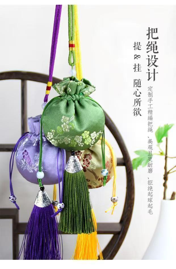 Chinese Herbal Sachet Ruyi Xiangbao DIY Gift Car Ornament Aromatic Herb Bag for Refreshing Scent in use