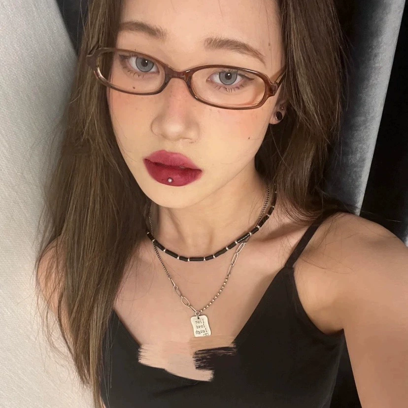 Ретро черное лицо маленькая оправа маленькая лицевая коробка рамка для очков для близорукости простые очки вогнутой формы женские y2g Европейская и американская горячая девушка