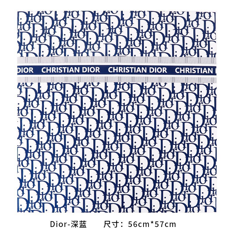 흰색 배경(헤라 종이)이 있는 진한 파란색 디올 스타일 20장;