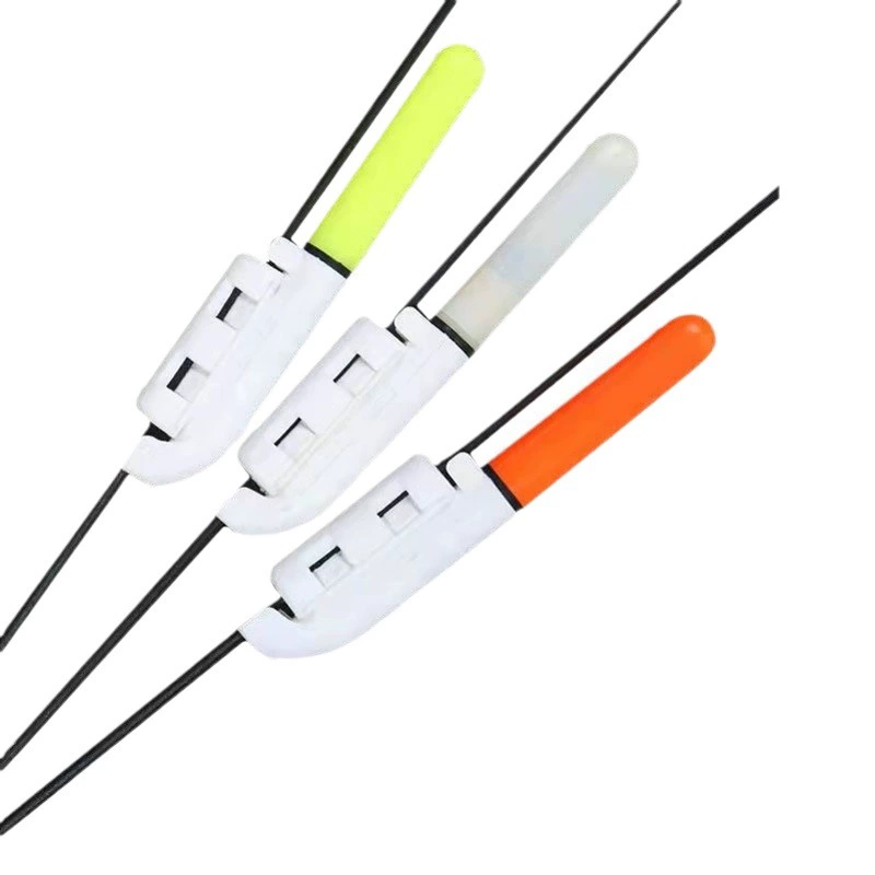 Колокольчик-столб слегка освещен ночью, чувствительный электронный столб немного огни