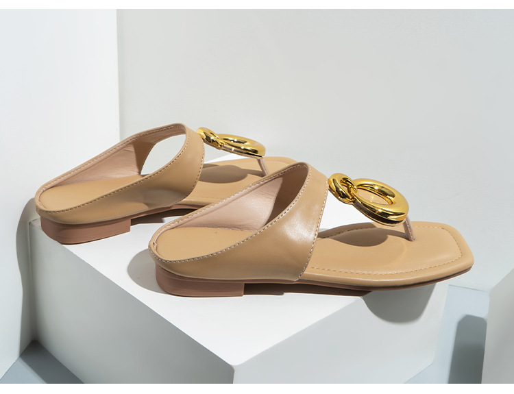 Women Flip Flops New Casual Flat Slippers Female Slides Versatile Square Head Hollow Ladies Sandals_voghion.com