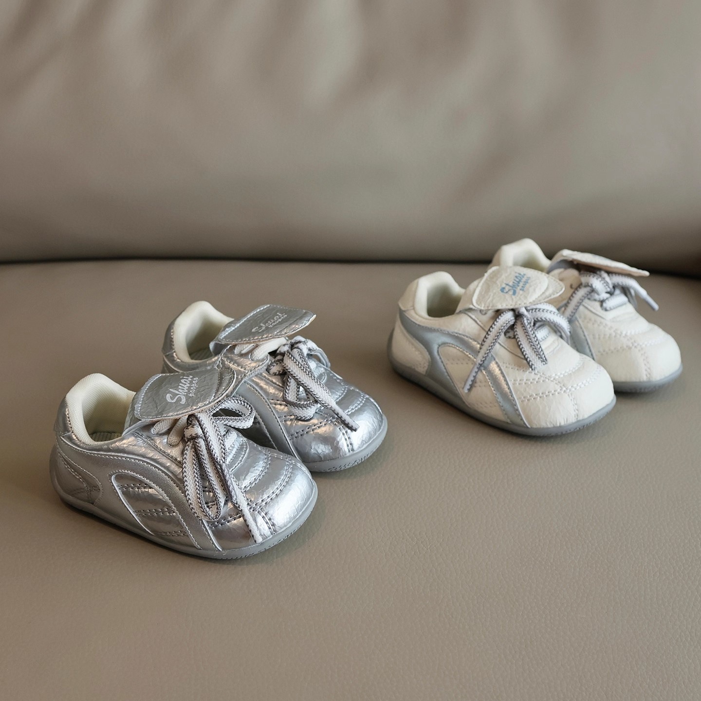 2025 Autumn New Baby Toddler Shoes Soft Sole Girls White Shoes Children's Training Shoes Boys Sneakers Casual Shoes