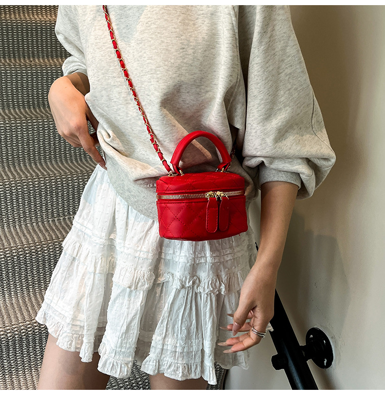 169g Weight Zipper Closure Type Single Shoulder Strap Strap Type Shoulder Bag Bags Type Casual Occasion Pu Leather Material Solid Color Pattern All Seasons Season Women's Gender Streetwear Style Square Shape Women's Pu Leather Solid Color Streetwear Square Zipper Shoulder Bag 29