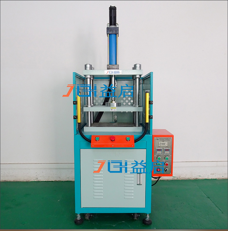 四柱液压机详情--_12.jpg