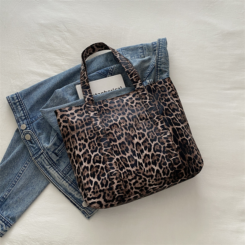 Bolsa de moda para niños y niñas simple mochila de viaje de gran capacidad bolsa de hombro bolsa de invierno 2024