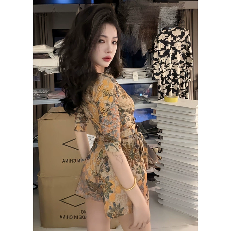 Французский новый ретро женственный комбинезон с принтом для женщин 2025, новый элегантный облегающий комбинезон с высокой талией, сексуальный комбинезон