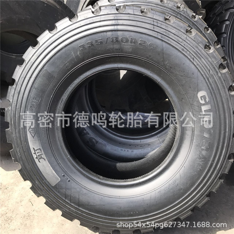 Suministro 305 335 365/80R20 R18 todoterreno neumático camión de bomberos grúa neumático