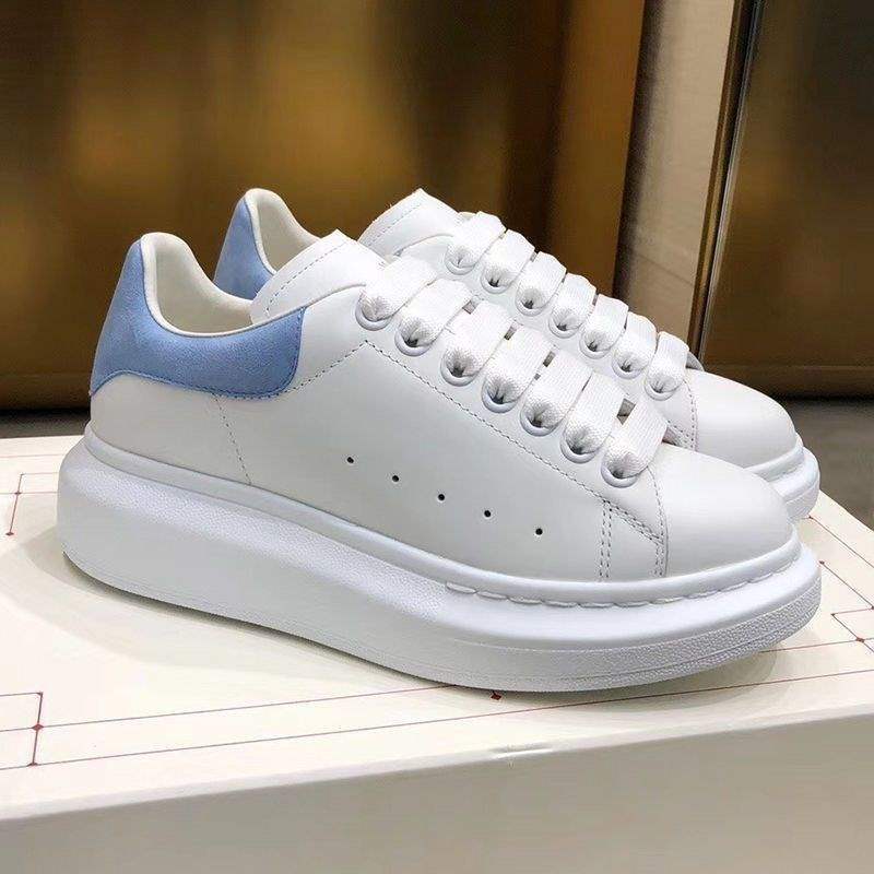 Aumentar la altura de los zapatos blancos de suela gruesa para hombres y mujeres 2026 nuevos zapatos de skate deportivos de cuero para estudiantes zapatos casuales simples parejas image 9