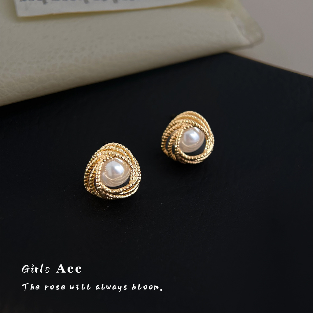 eryu7_0008_耳语场景新水印 拷贝 8.jpg