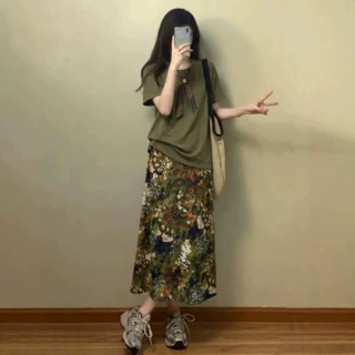 巨好看2026超火夏季莫奈花园花色半身裙绿色气质裙油画缎面半身裙