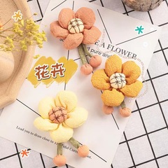 漫画の布芸の花のブローチは刺繍のヒマワリの花のDIYのアクセサリのピンの髪のペンダントの部品を飾って卸売りします。
