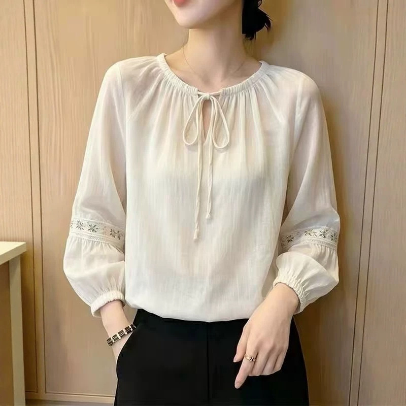 White long-sleeve shirt for women, new summer French style, lace-up embroidered top, loose and lightweight chiffon shirt White long-sleeve shirt for women, new summer French style, lace-up embroidered top, loose and lightweight chiffon shirt