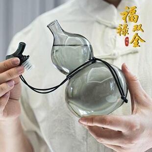 ���J���͸���貣����ˮƿ���⸣��ʢ�������ò�ɫ�͟Უ����ˮ��