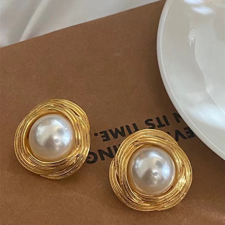 Imitation Pearl Material 1 Pair Retro Round Imitation Pearl Inlay Pearl Women's Earrings