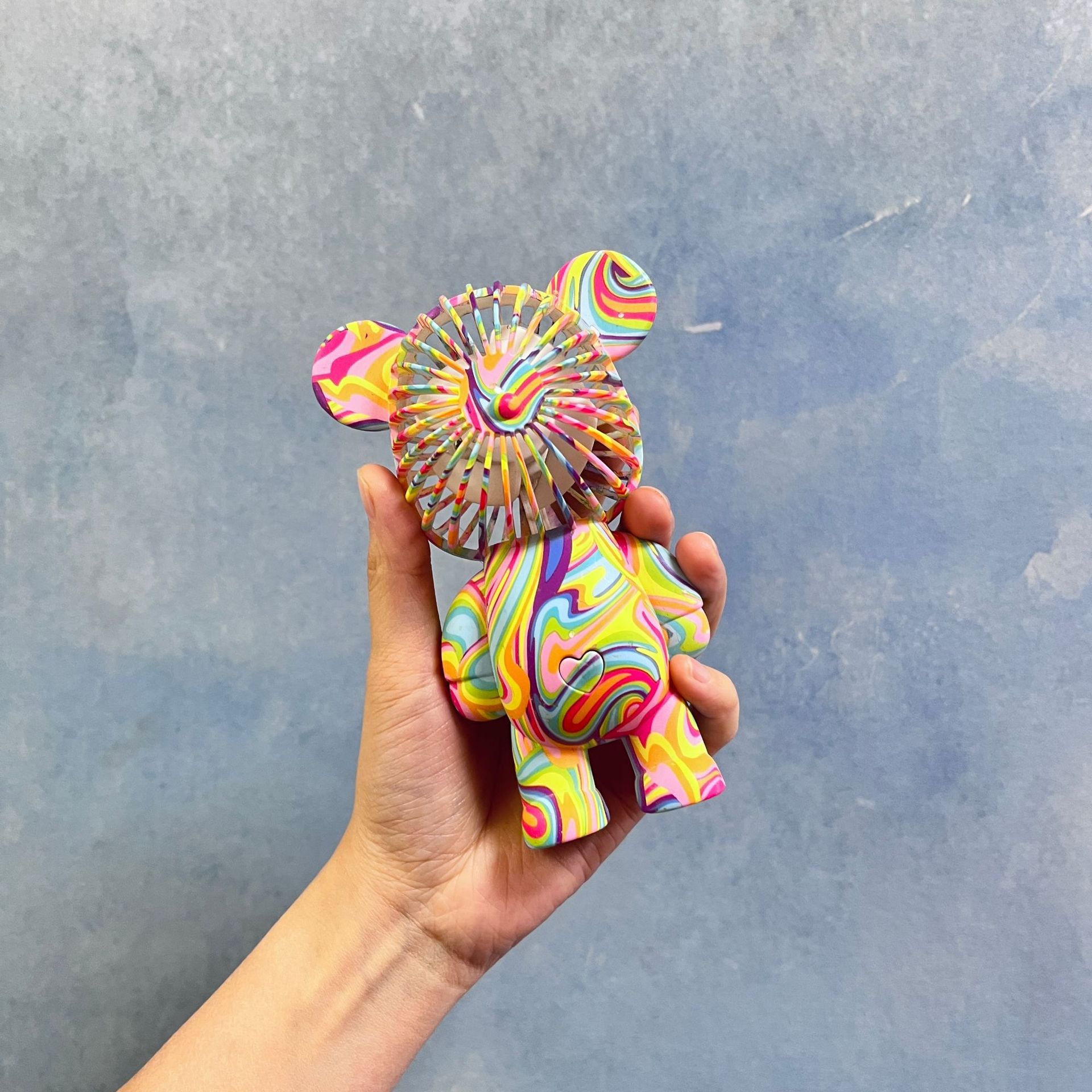 Comercio exterior transfronterizo del sudeste asiático pequeño ventilador portátil carga USB estudiante al aire libre ventilador de escritorio portátil lote de regalo