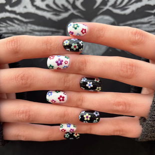 �羳�ڰ���ɫ���䴩���ךW���β�ɫС�����՚W���¿��ʽ��ָ��