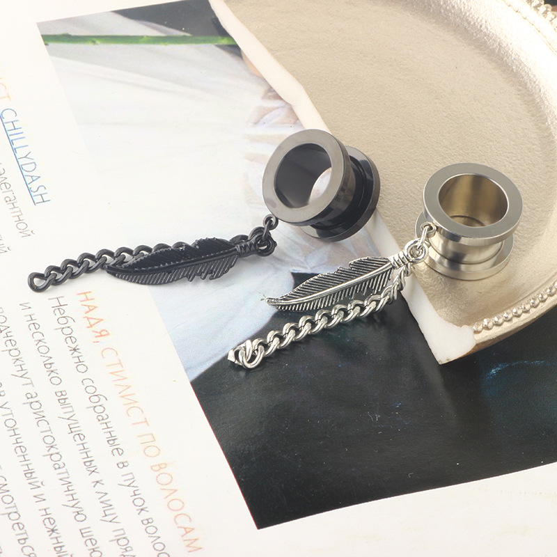 Labret piercing jewelry detail image