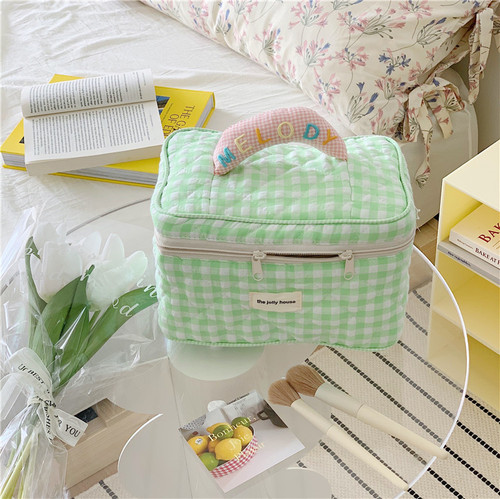 Korean ins plaid cosmetic bag large capacity Japanese style cute style portable cosmetic storage bag wash bag