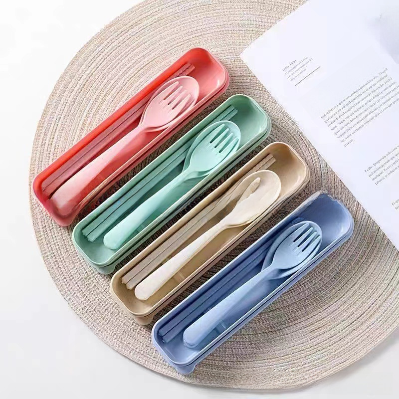 Portable tableware set for wheat straw, including fork, spoon, and chopsticks, plastic outdoor travel storage box set