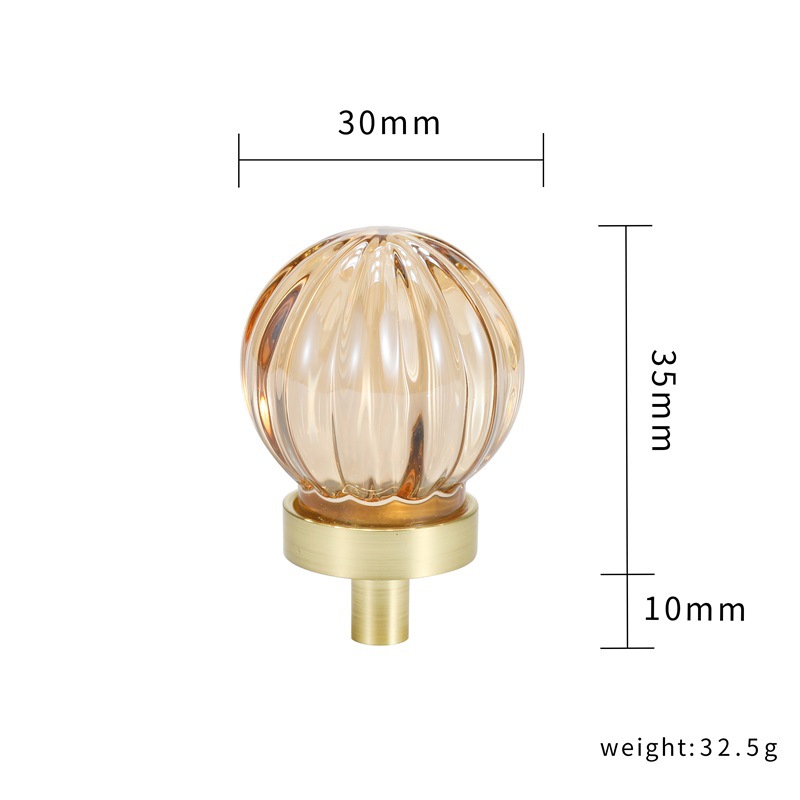 Manija al por mayor de lujo ligero puerta de gabinete manija de armario aleación de zinc color champán manija de puerta estilo nórdico manija de cristal de un solo orificio