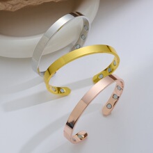 �羳���u�������C�W���Ʒ�������ʯ�_��õ����֭h��ָ���b��Ů